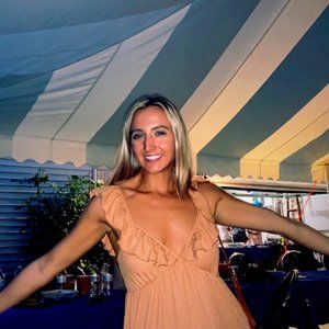 Meet your Posher, Maddy